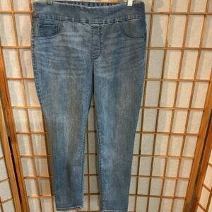 CHICO’S DENIM JEGGINGS